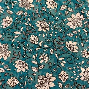 Swing dress, flattering and light for summer! LuLaRoe Carly